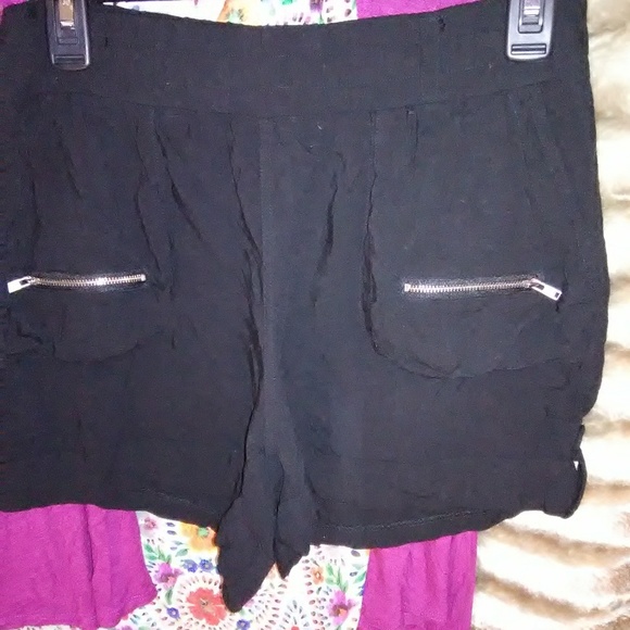 Bundle - Picture 2 of 3